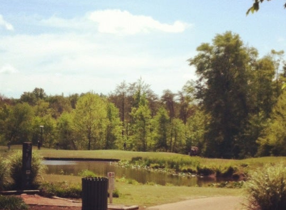 Lee's Hill Golfers' Club - Fredericksburg, VA