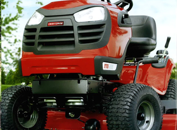Lowrey's Small Motors - Moree, NSW