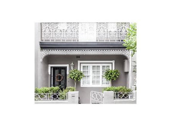 Unique Plaster Pty Ltd - St Peters, NSW. Exterior mouldings window seal window mouldings exterior facade