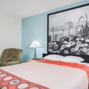 Super 8 by Wyndham Tomah Wisconsin - Hotels