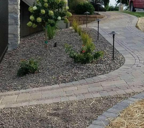 Landmark Landscaping Services LLC - Aledo, IL