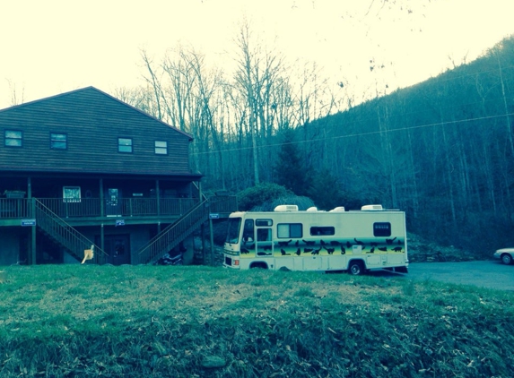 Mama Gertie's Hideaway Campground - Swannanoa, NC