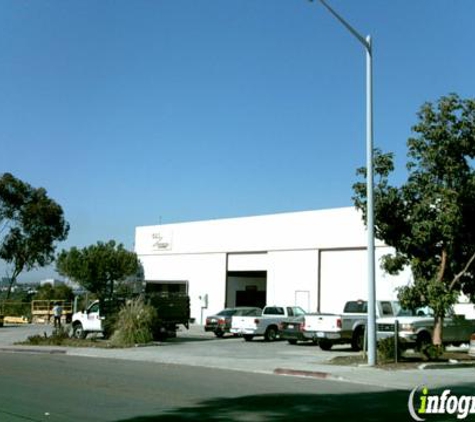 U-Haul Neighborhood Dealer - San Diego, CA