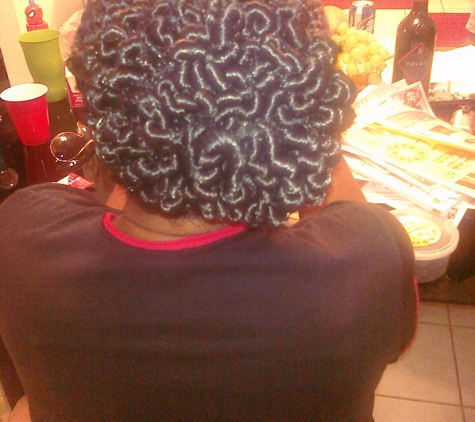 Mrs King's Hair Designs - Arlington, TX