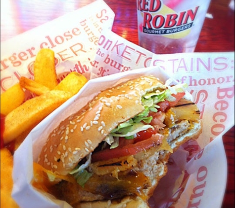 Red Robin Gourmet Burgers - Falls Church, VA