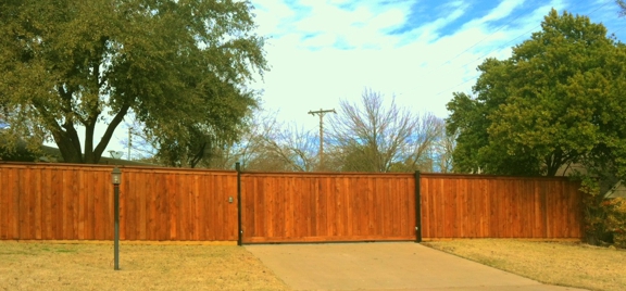 Buzz Custom Fence - Fort Worth, TX