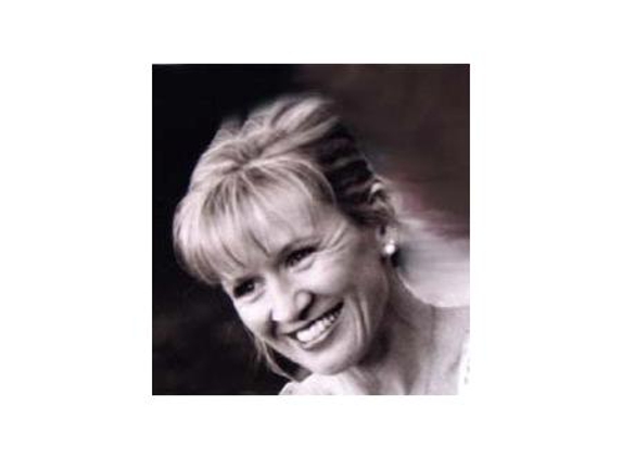 Carolyn Vaughan CMC JP - Shellharbour, NSW