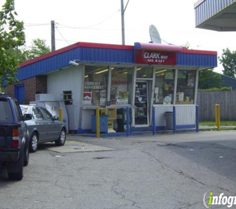 Lee Gas Mart - Cleveland, OH