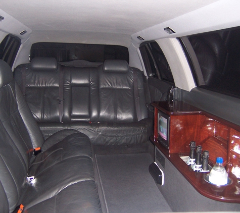 Wollongong Limousine Services - Wollongong, NSW