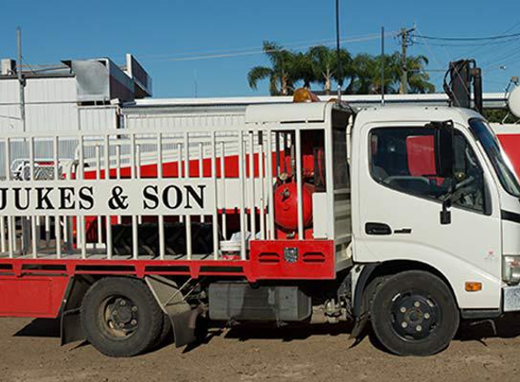 Jukes & Son Tyre Service