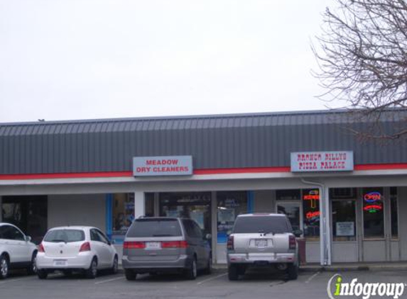 Meadow Square Liquor Store - Fremont, CA