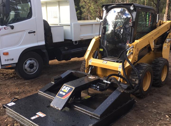MAC Earthmoving