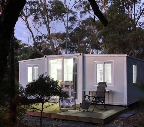 Crayfish Creek Caravan Park and Holiday Cabins - Crayfish Creek, TAS