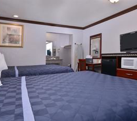 Americas Best Value Inn - Corona, CA