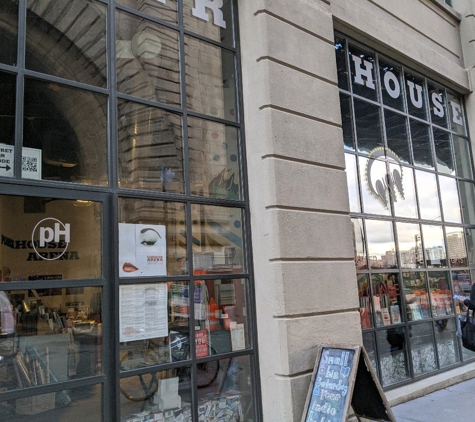 Powerhouse Books - Brooklyn, NY