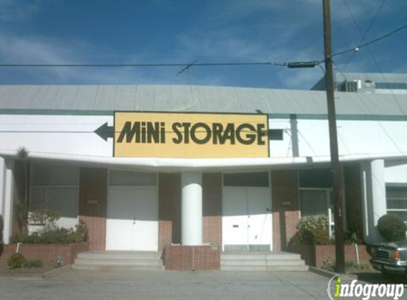 Airport Mini Storage - Los Angeles, CA