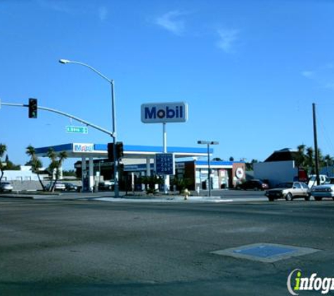 Mobil - National City, CA