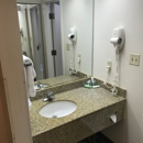Ashmore Inn & Suites - Bed & Breakfast & Inns