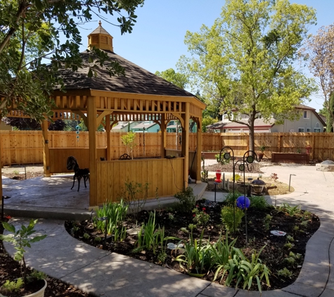 Babylon Gardens Landscaping