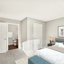 Waterfront Pointe - Apartments