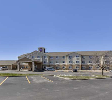 Sleep Inn & Suites - Pleasant Hill, IA