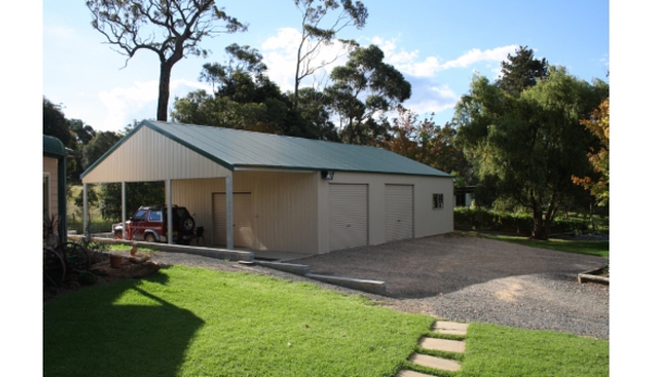 Judds Garages - Edgeworth, NSW. Custom Built Triple Garage With Garaport
