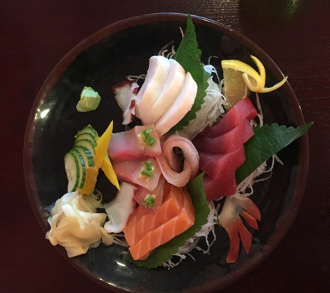 Shiro Sushi & Teriyaki - Chantilly, VA. sashimi large