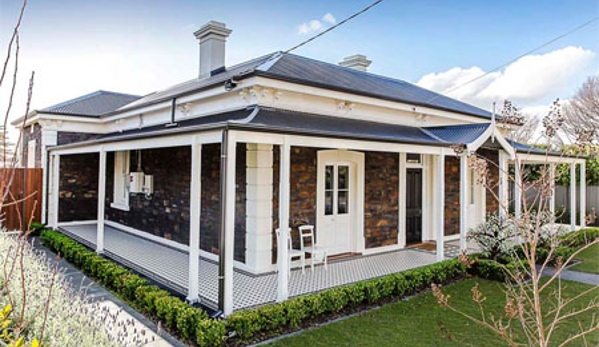 Hindmarsh Roofing Pty Ltd - Woodville, SA. Colorbond® True Oak 21 Corrugated Iron Roof - Adelaide, S.A