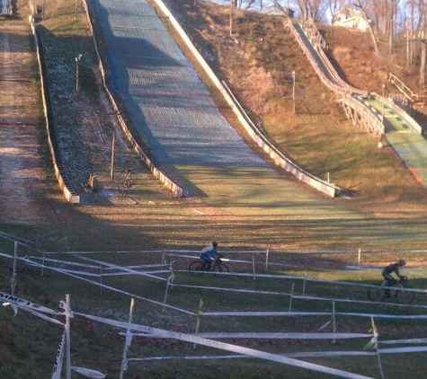 Norge Ski Club - Fox River Grove, IL