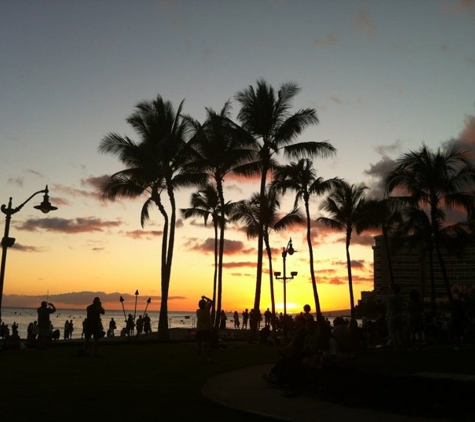 Waikiki Resort Hotel - Honolulu, HI