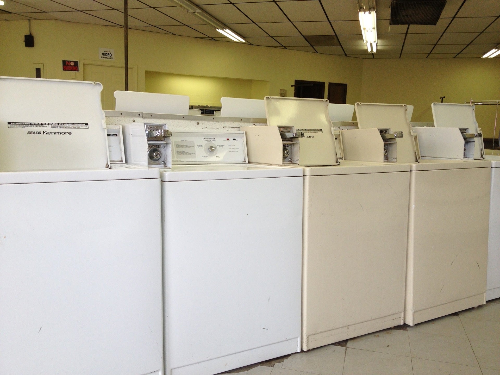 Buhl's One Hour Dry Cleaners - Pierre, SD 57501