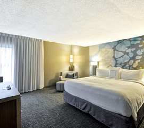 Courtyard by Marriott - Houston, TX