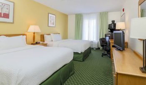 Fairfield Inn & Suites - Saint Clairsville, OH