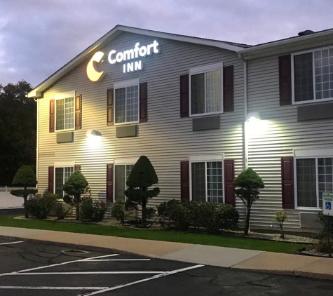 Comfort Inn Guilford near I-95 - Guilford, CT