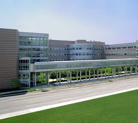 Cleveland Clinic N Building - Education Building & Lerner Research Institute - Cleveland, OH