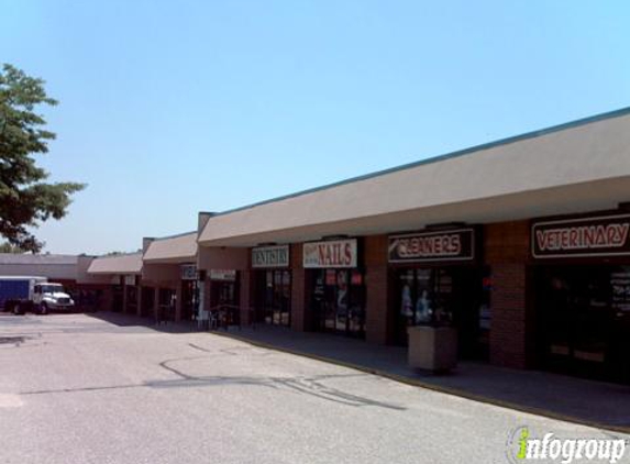 Chambers Point Veterinary Clinic - Aurora, CO