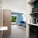 Holiday Inn Express & Suites Newport South by IHG - Hotels
