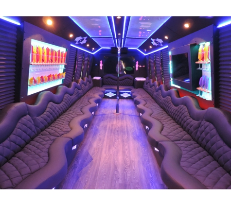 A Posh Limousine - Memphis, TN