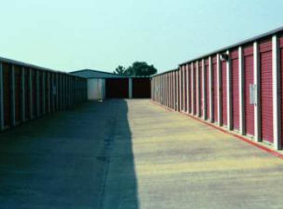 U-Haul Moving & Storage at Hulen - Fort Worth, TX