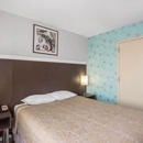 Super 8 by Wyndham Brooklyn / Park Slope Hotel - Motels
