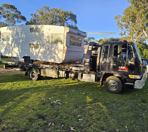 K&M Towing & Haulage - Teesdale, VIC