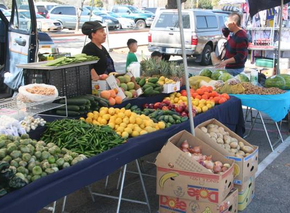 Sunnyside Swap Meet - Fresno, CA