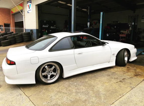 Kembla Auto Repairs - Port Kembla, NSW