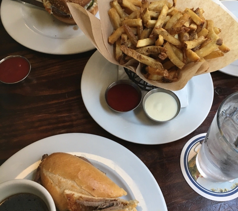 Harlowe's French Dip - Pasadena, CA