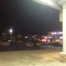 Quail Corners Shopping Center - Apartments
