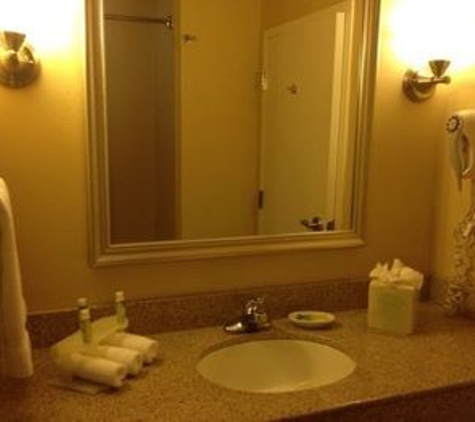 Holiday Inn Express & Suites Tucson - Tucson, AZ