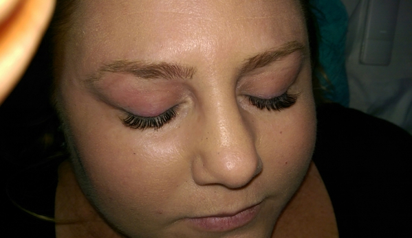 Bnutts Glam - Fort Mohave, AZ. Eyelash extensions