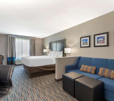 Comfort Inn & Suites Near Medical Center - San Antonio, TX