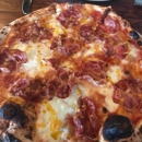 Houdini Pizza Labratory - Pizza