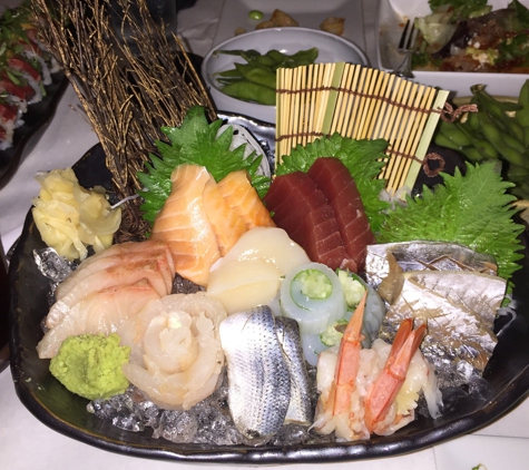 Umami Restaurant and Sushi Bar - Melbourne, FL